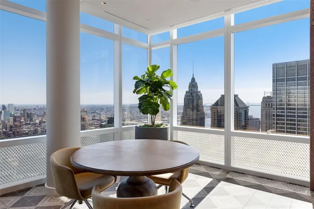 $6,599 | 19 Dutch Street, Unit 59D | Financial District