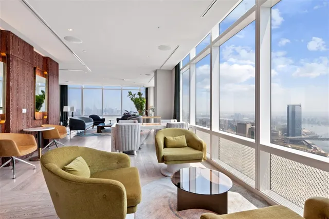 $6,599 | 19 Dutch Street, Unit 59D | Financial District