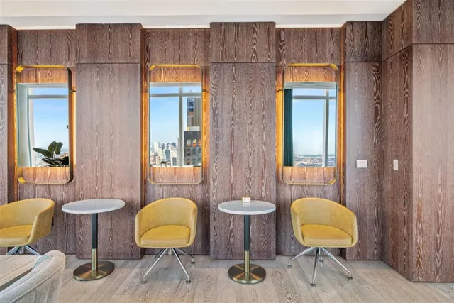 $6,599 | 19 Dutch Street, Unit 59D | Financial District