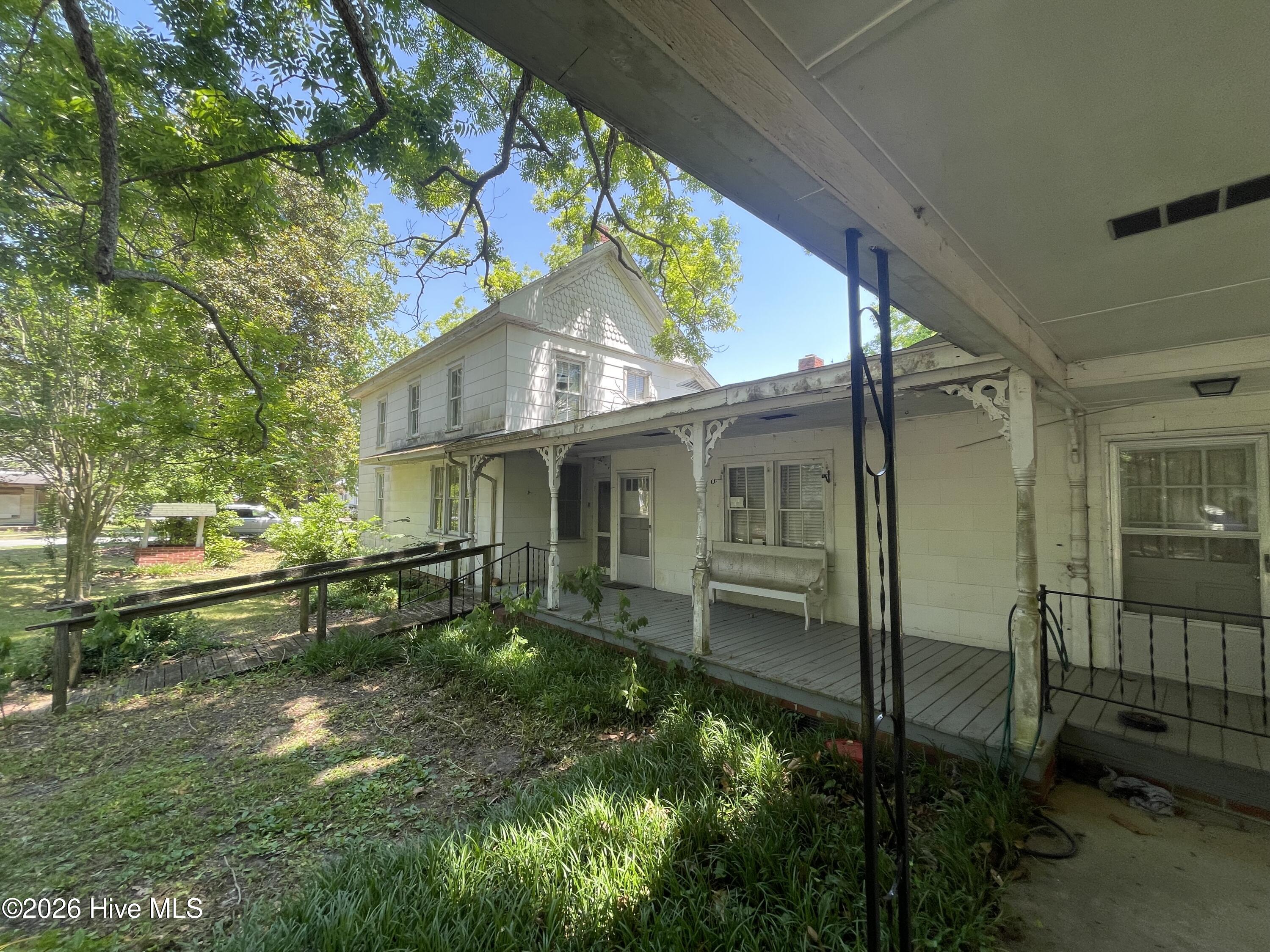303 Boush Street Roper, NC 27970 - Photo 5 of 6