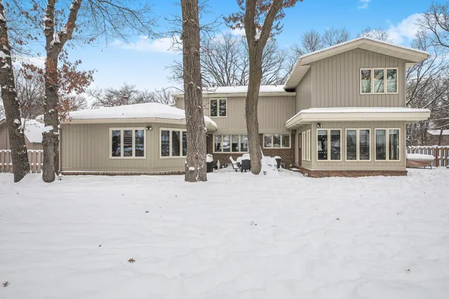 $455,000 | 2021 Hillcrest Drive, St. Cloud, MN 56303