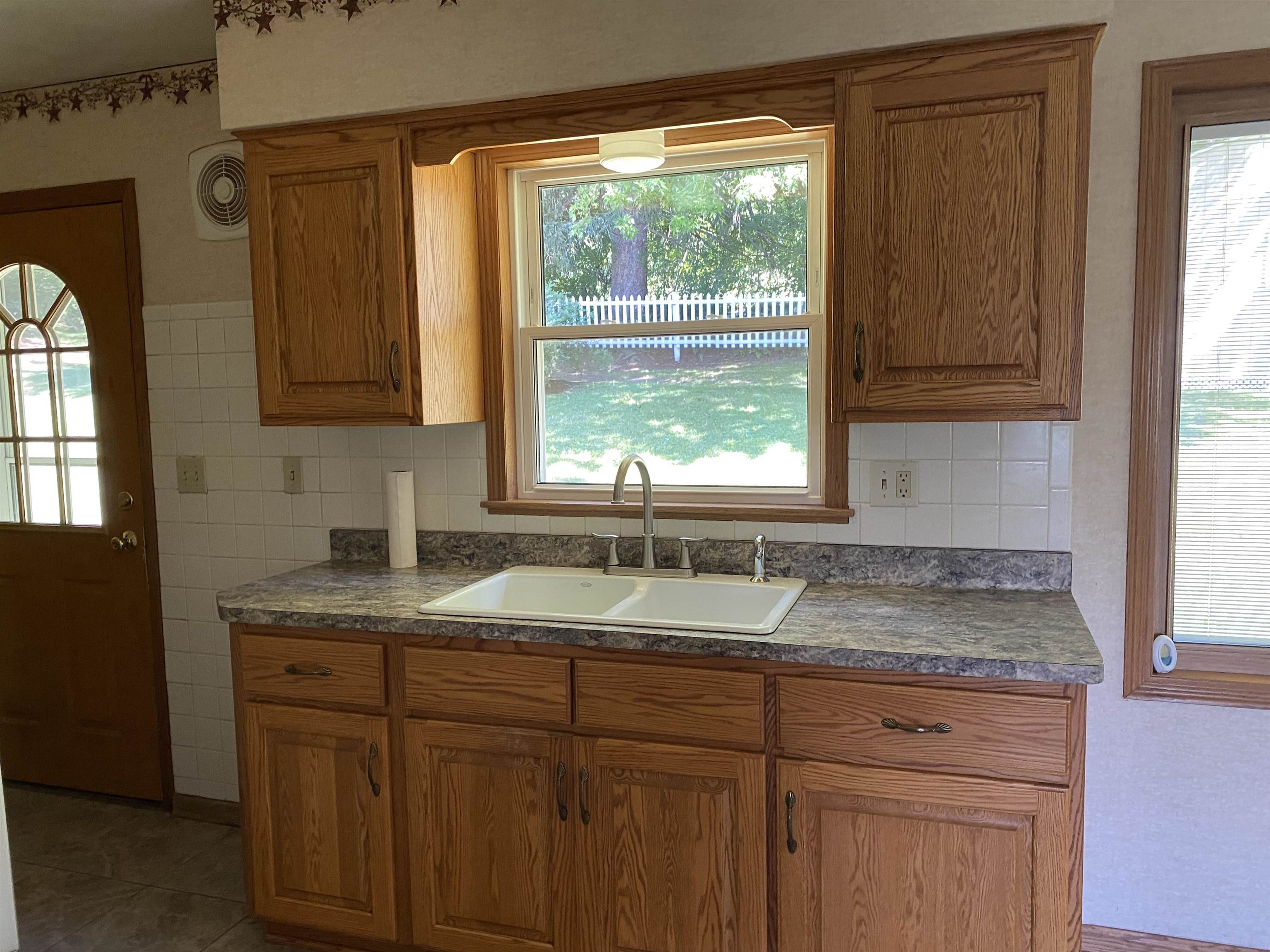 4258 Pleasant Hill Road Richfield, WI 53076 - Photo 7 of 31