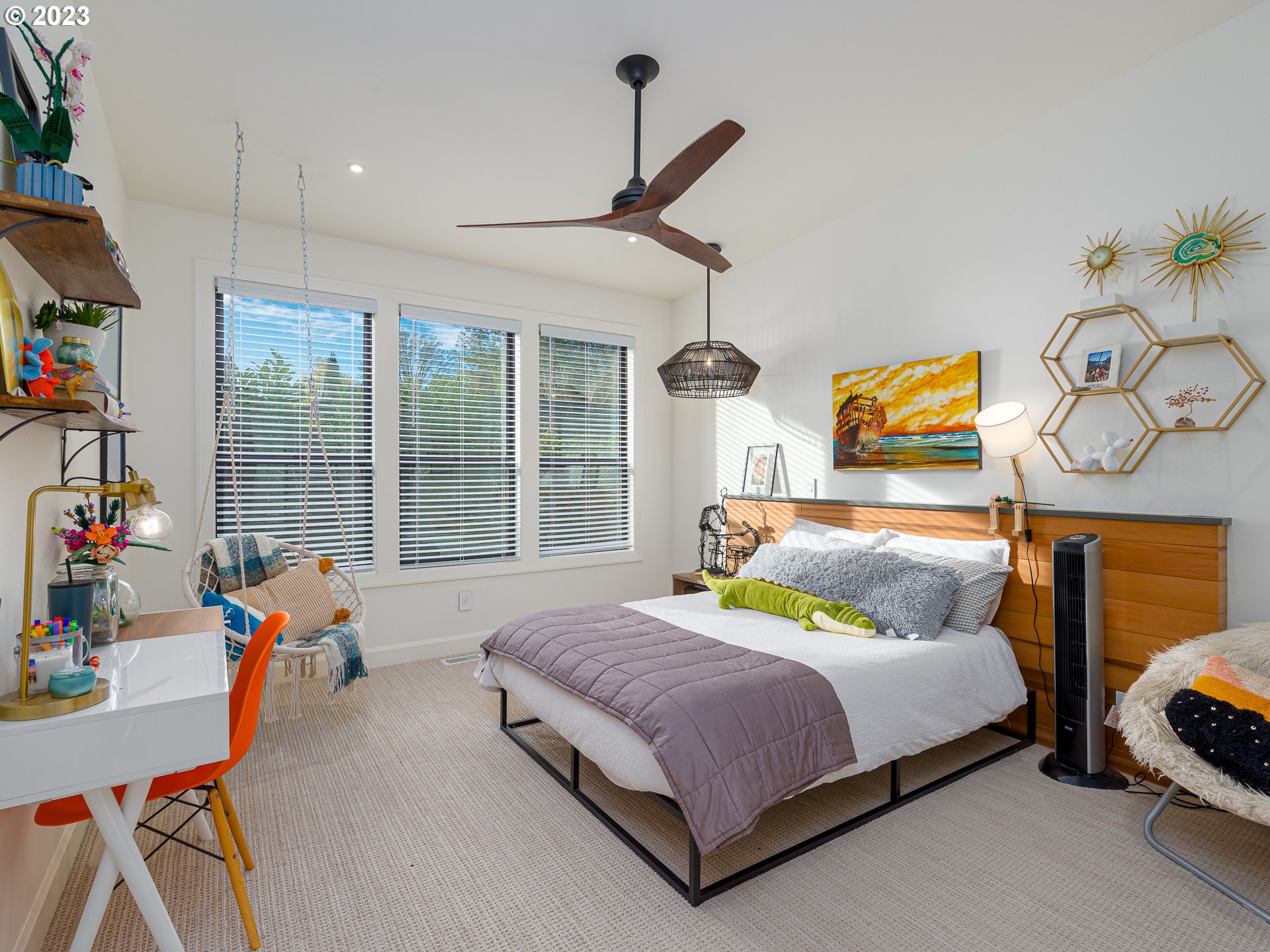 17627 Kelok Road Lake Oswego, OR 97034 - Photo 12 of 32 Gallery Image 12