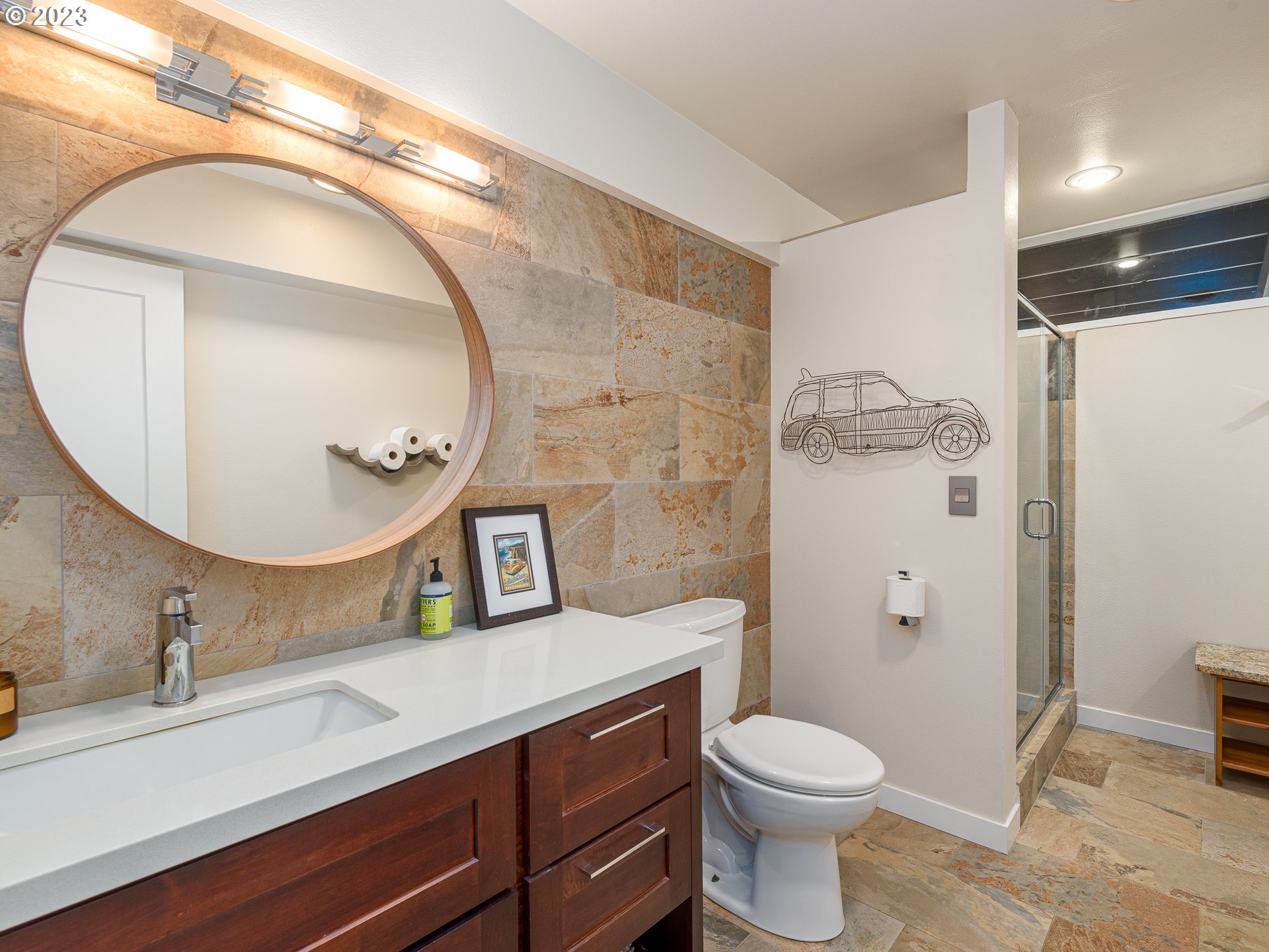 17627 Kelok Road Lake Oswego, OR 97034 - Photo 26 of 32 Gallery Image 26