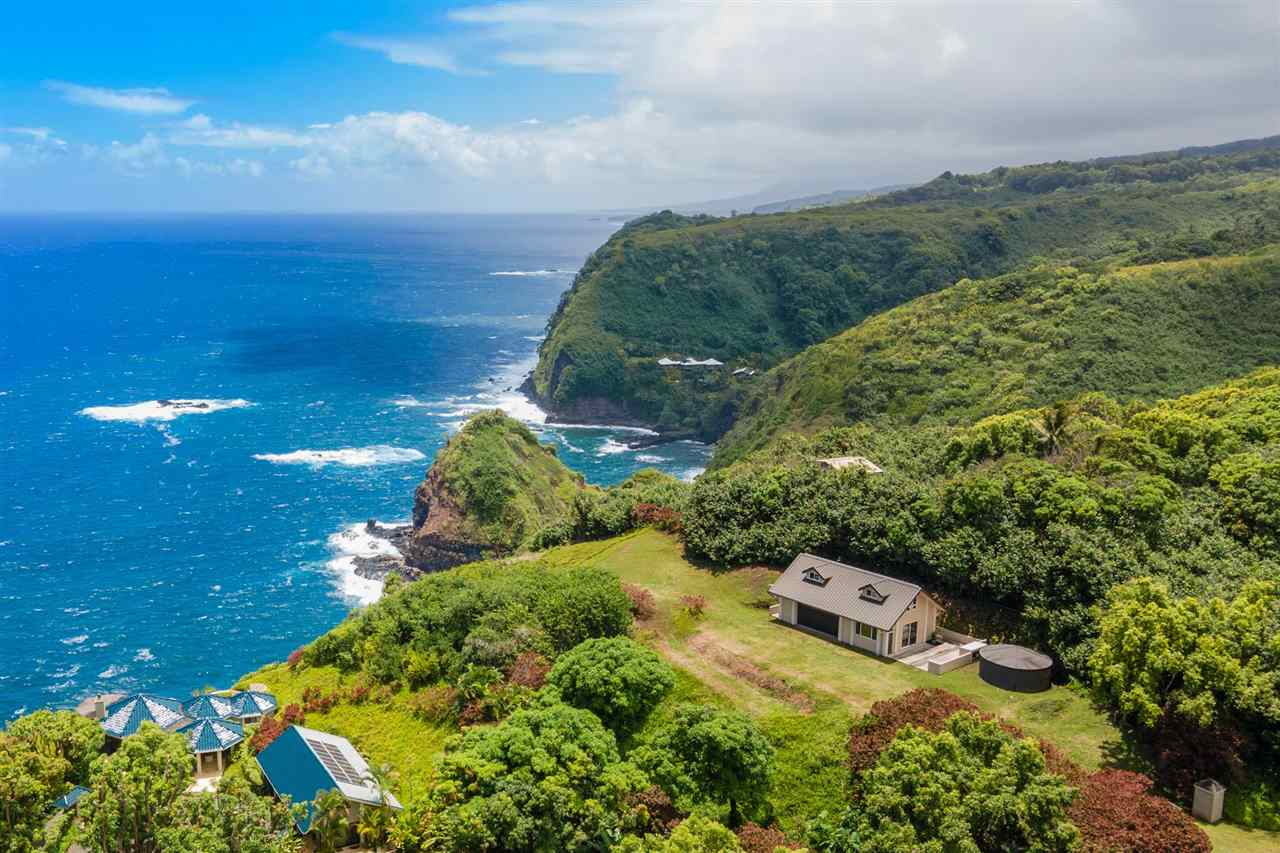 664 Huelo Road, Unit #B Haiku, HI 96708 - Photo 7 of 28 a view of a garden with an ocean
