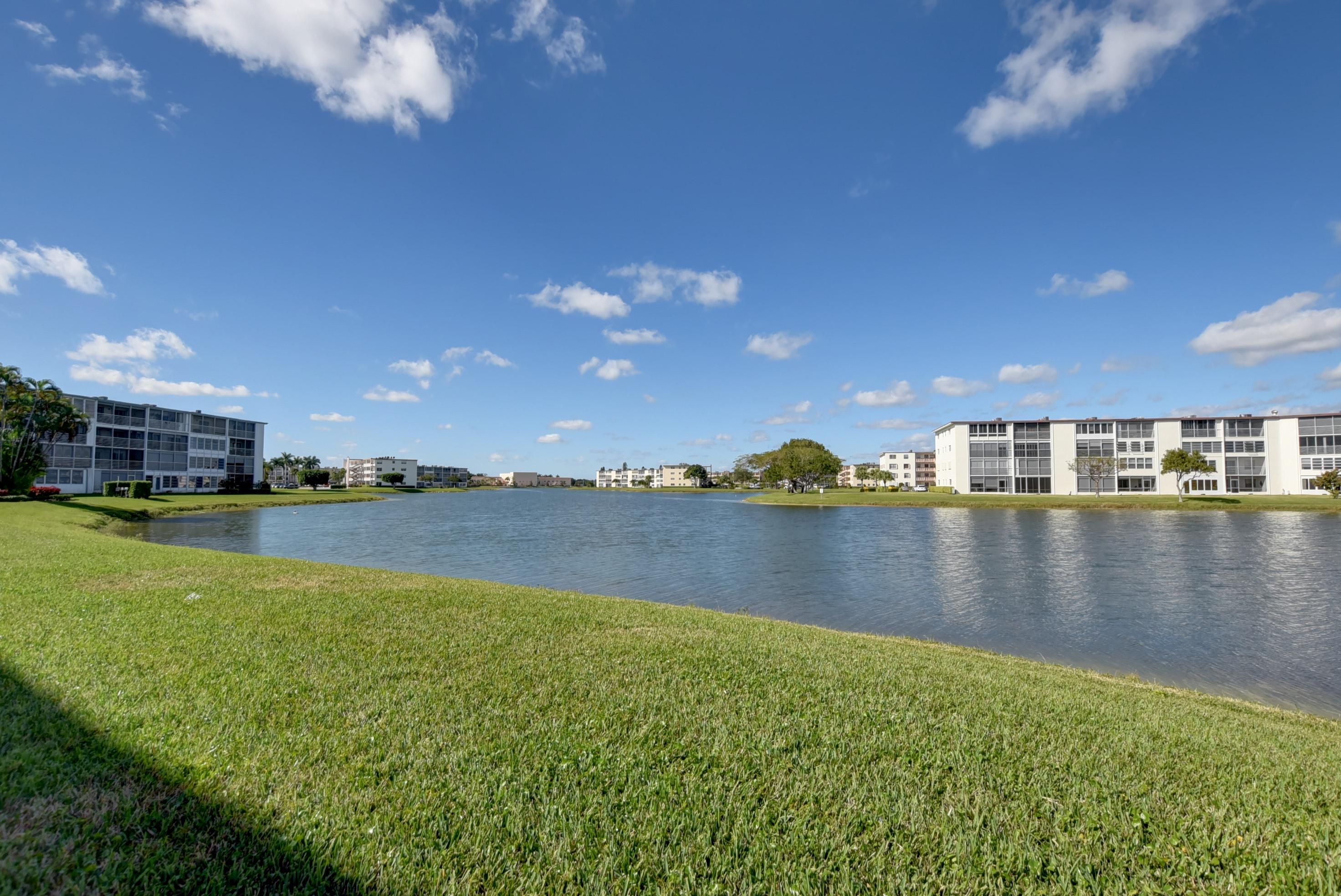 2038 Exeter C, Unit 2038C Boca Raton, FL 33434 - Photo 26 of 32 26_ebf_2849and4more
