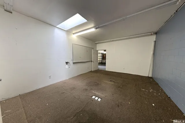 $8,000 | 820 Gentry Way, Reno, NV 89502