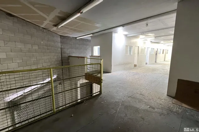 $8,000 | 820 Gentry Way, Reno, NV 89502