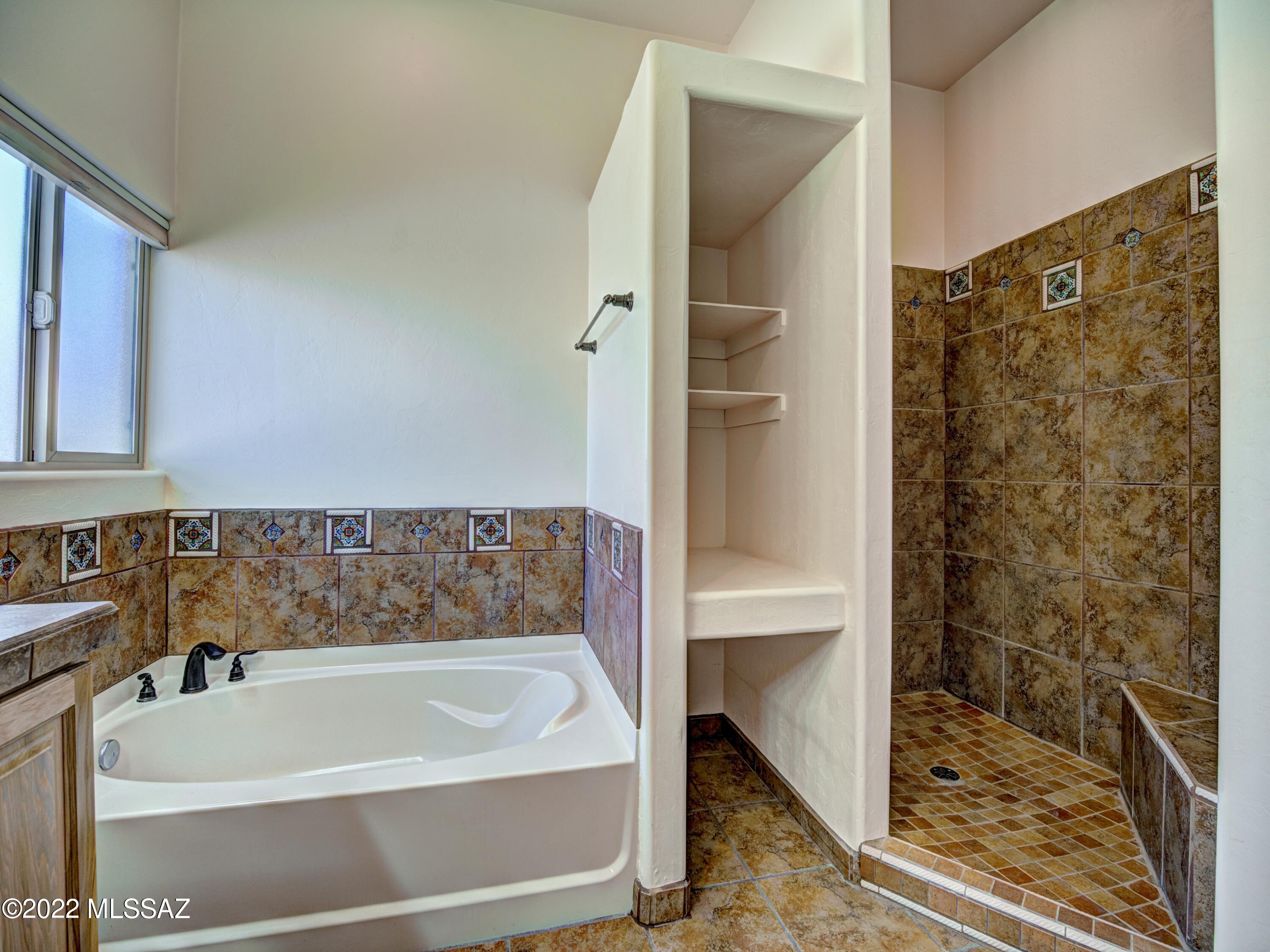 1360 Esta Corte Corte, Unit CORTE Rio Rico, AZ 85648 - Photo 21 of 32