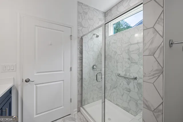 $410,000 | 1300 Starboard Way, Greensboro, GA 30642