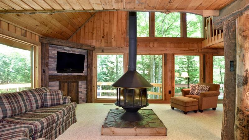 245 Imperial Road Hidden Valley, PA 15502 - Photo 2 of 25 Gallery Image 2