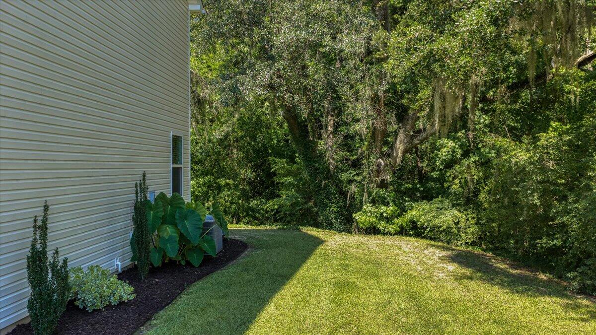 9127 Parlor Drive Ladson, SC 29456 - Photo 4 of 33