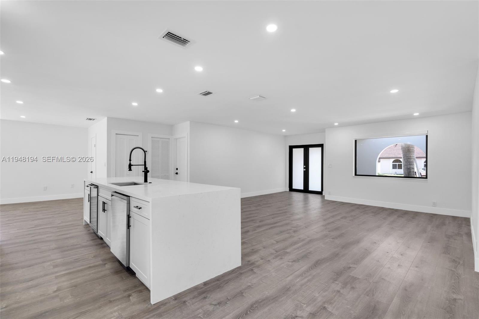 2203 Southwest 139th Avenue Miami, FL 33175 - Photo 5 of 34