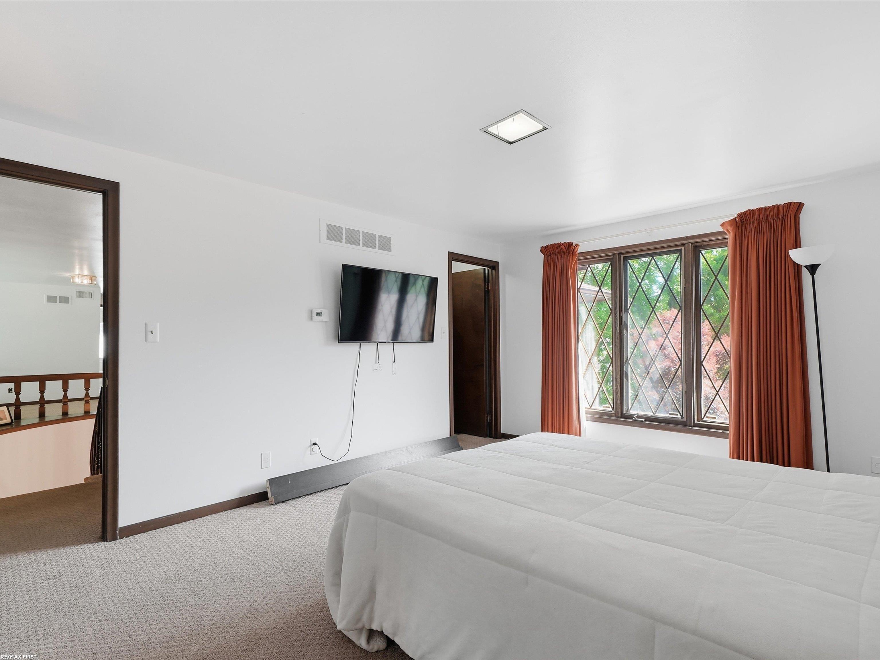 4677 Rolling Ridge Road West Bloomfield, MI 48323 - Photo 45 of 76