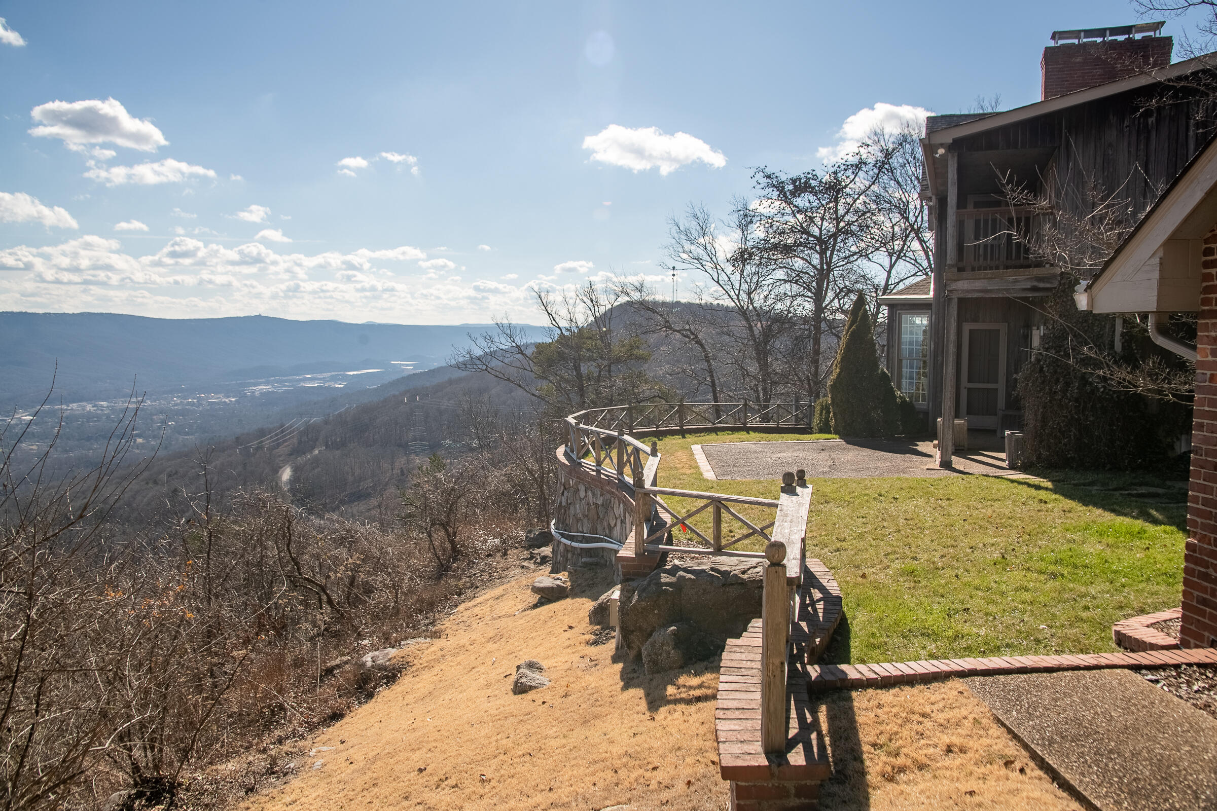 900 Cumberland Road Chattanooga, TN 37419 - Photo 64 of 73 CumberlandExteriors-28