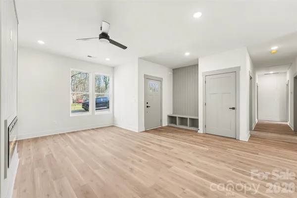 $285,000 | 427 West Ballard Street, Cherryville, NC 28021