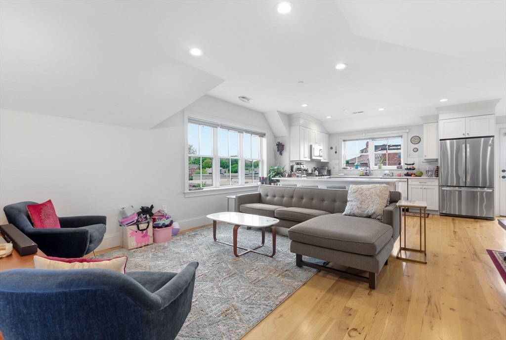 44 Evergreen Street, Unit 3 Boston, MA 02130 - Photo 9 of 24