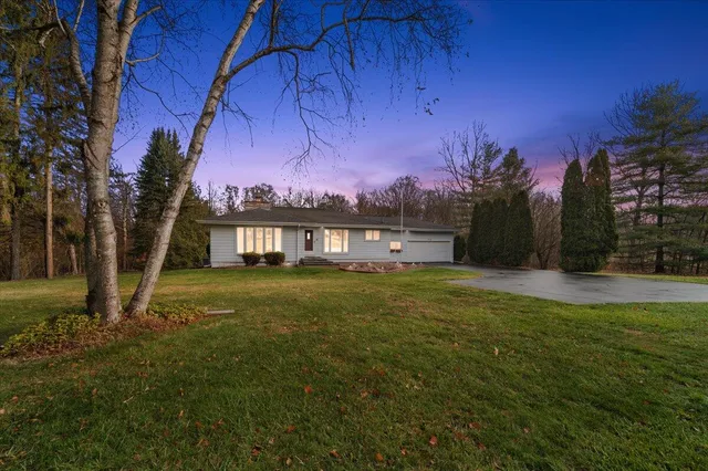 $240,000 | 6786 East River Road, Flushing, MI 48433