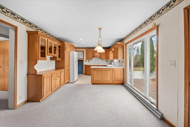 $240,000 | 6786 East River Road, Flushing, MI 48433