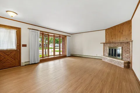 $299,900 | 1756 Southland Avenue, Oshkosh, WI 54902