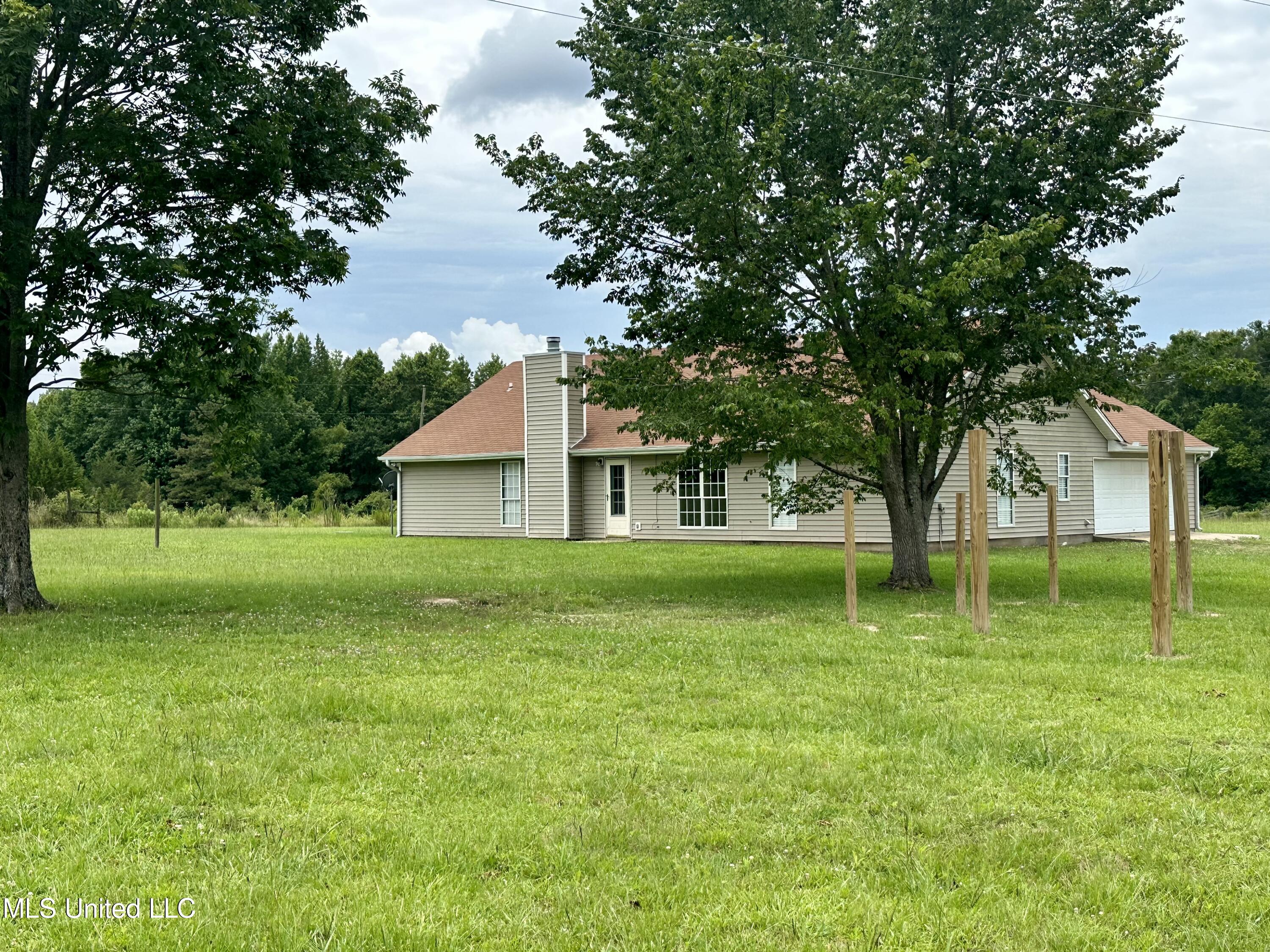 1240 Bush Bottom Road Edwards, MS 39066 - Photo 27 of 28 B9B5731F-6963-44B5-819F-C69260CB2305