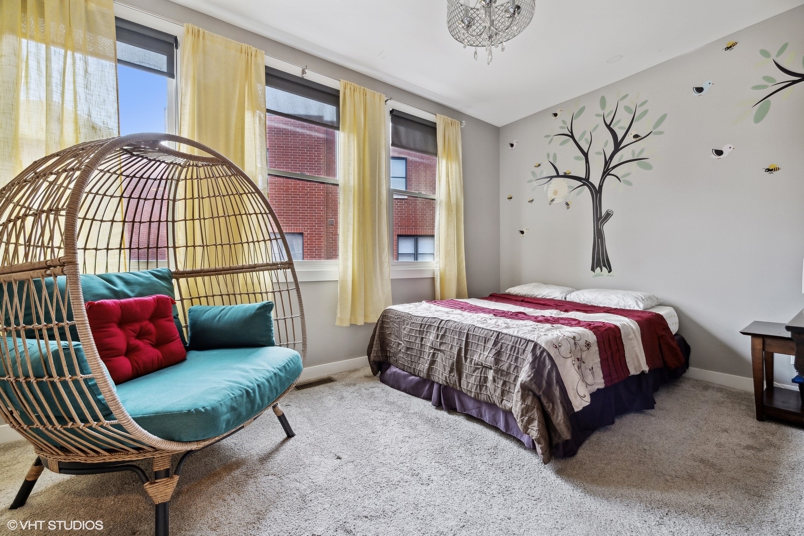 2256 West Wolfram Street Chicago, IL 60618 - Photo 20 of 25
