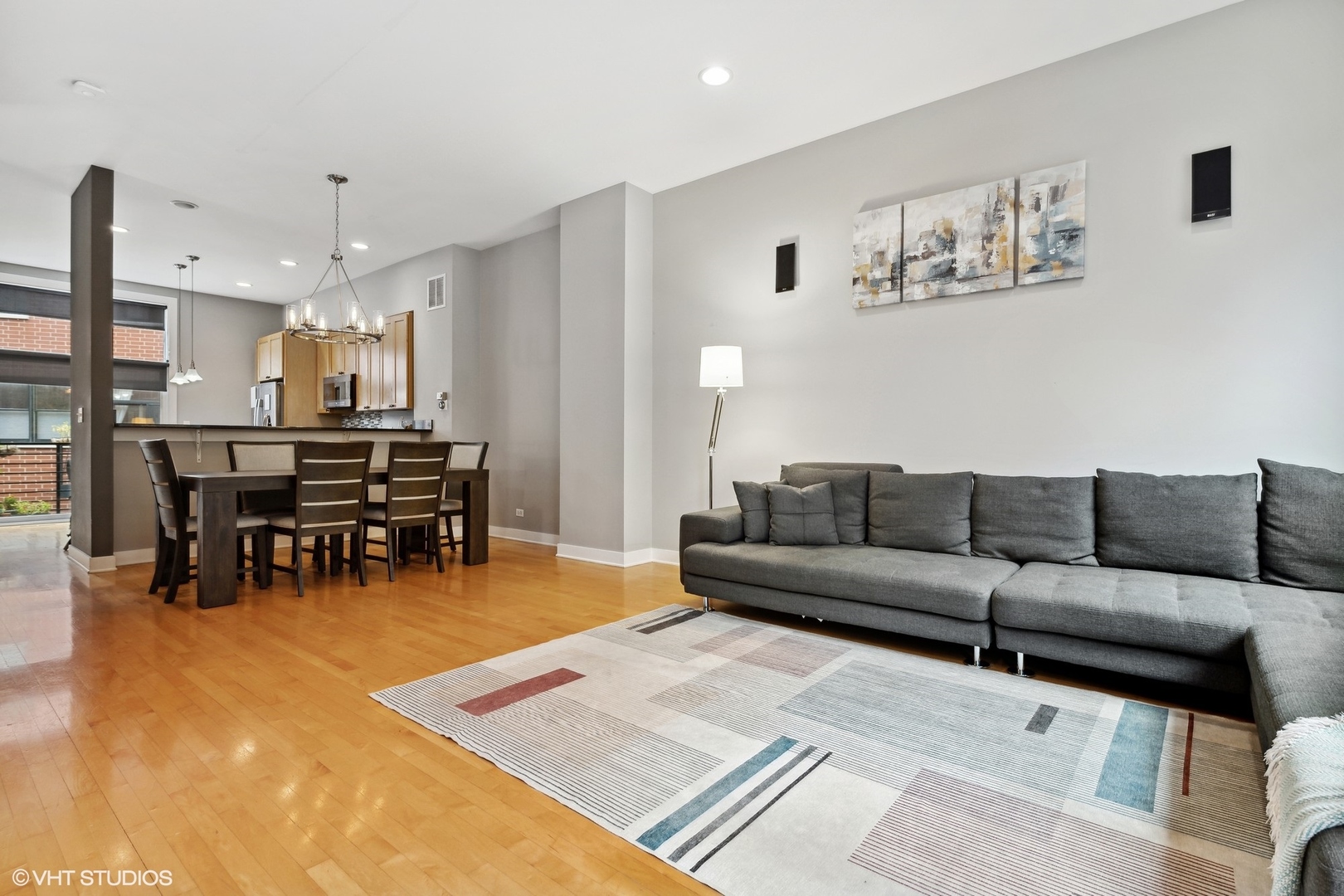 2256 West Wolfram Street Chicago, IL 60618 - Photo 6 of 25