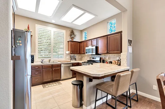 $420,000 | 1916 North Tuscany Lane, Clovis, CA 93619