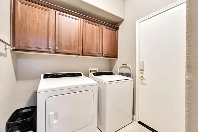 $420,000 | 1916 North Tuscany Lane, Clovis, CA 93619