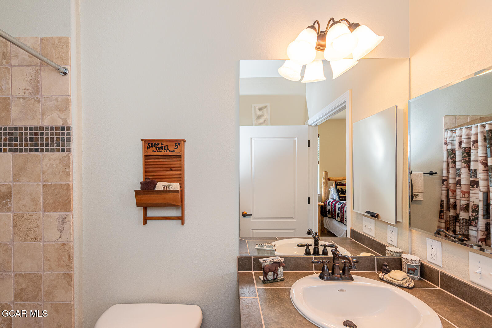 160 Village Road, Unit F206 Granby, CO 80446 - Photo 11 of 28 160VillageF206-9