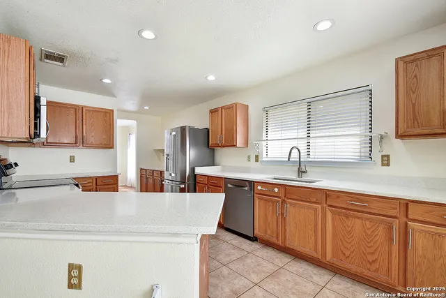 $390,000 | 14307 Cougar, San Antonio, TX 78230