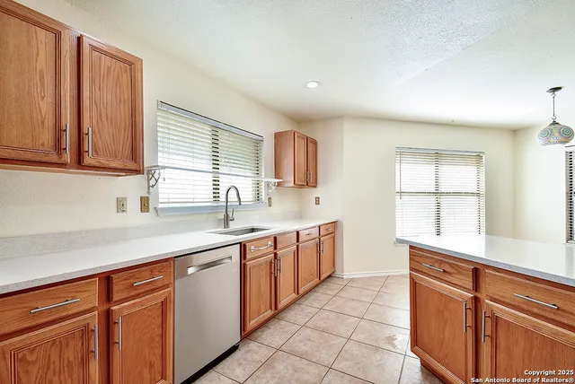 $390,000 | 14307 Cougar, San Antonio, TX 78230