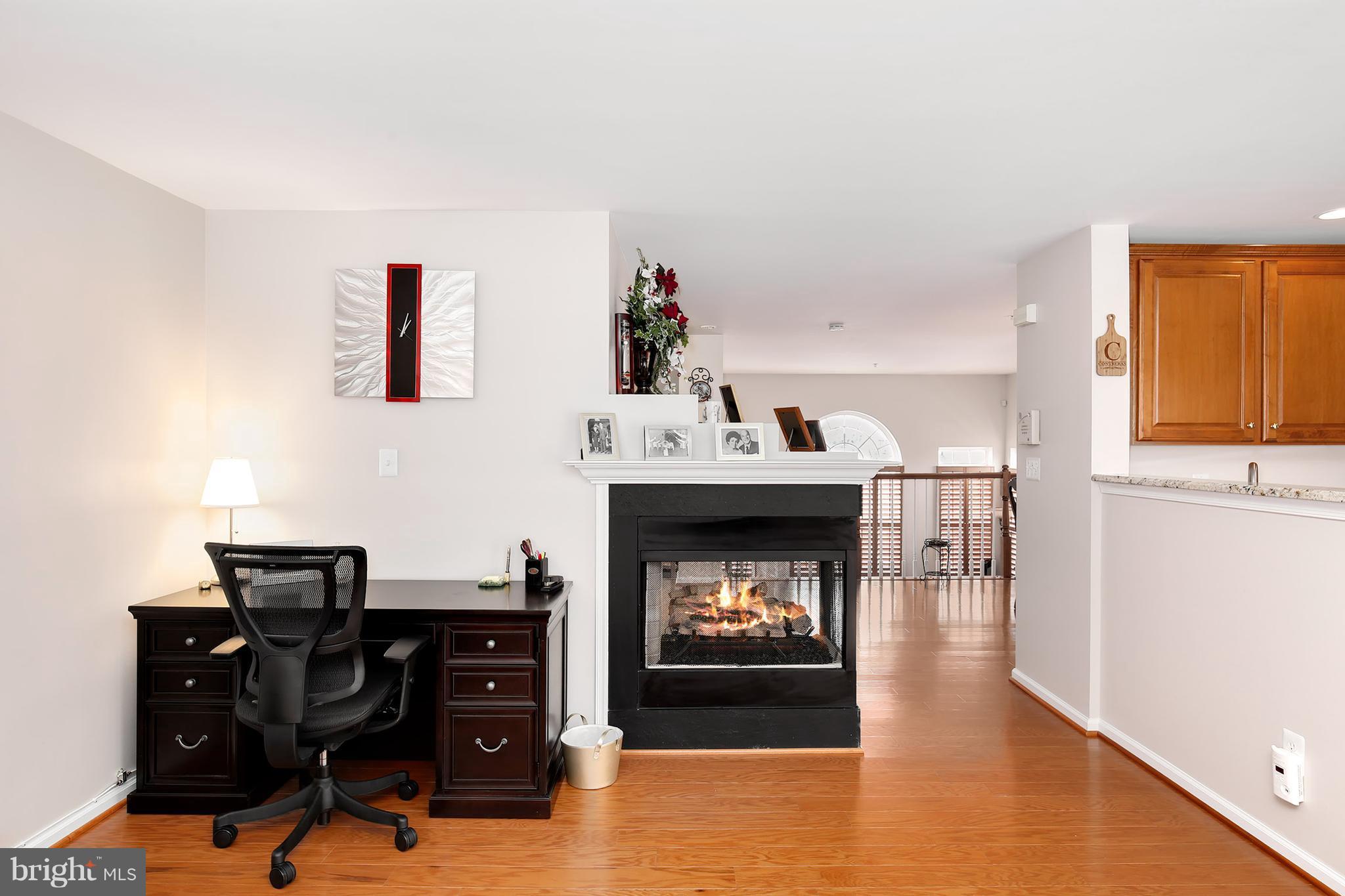 5087 Anchorstone Drive Woodbridge, VA 22192 - Photo 14 of 30 Family Room