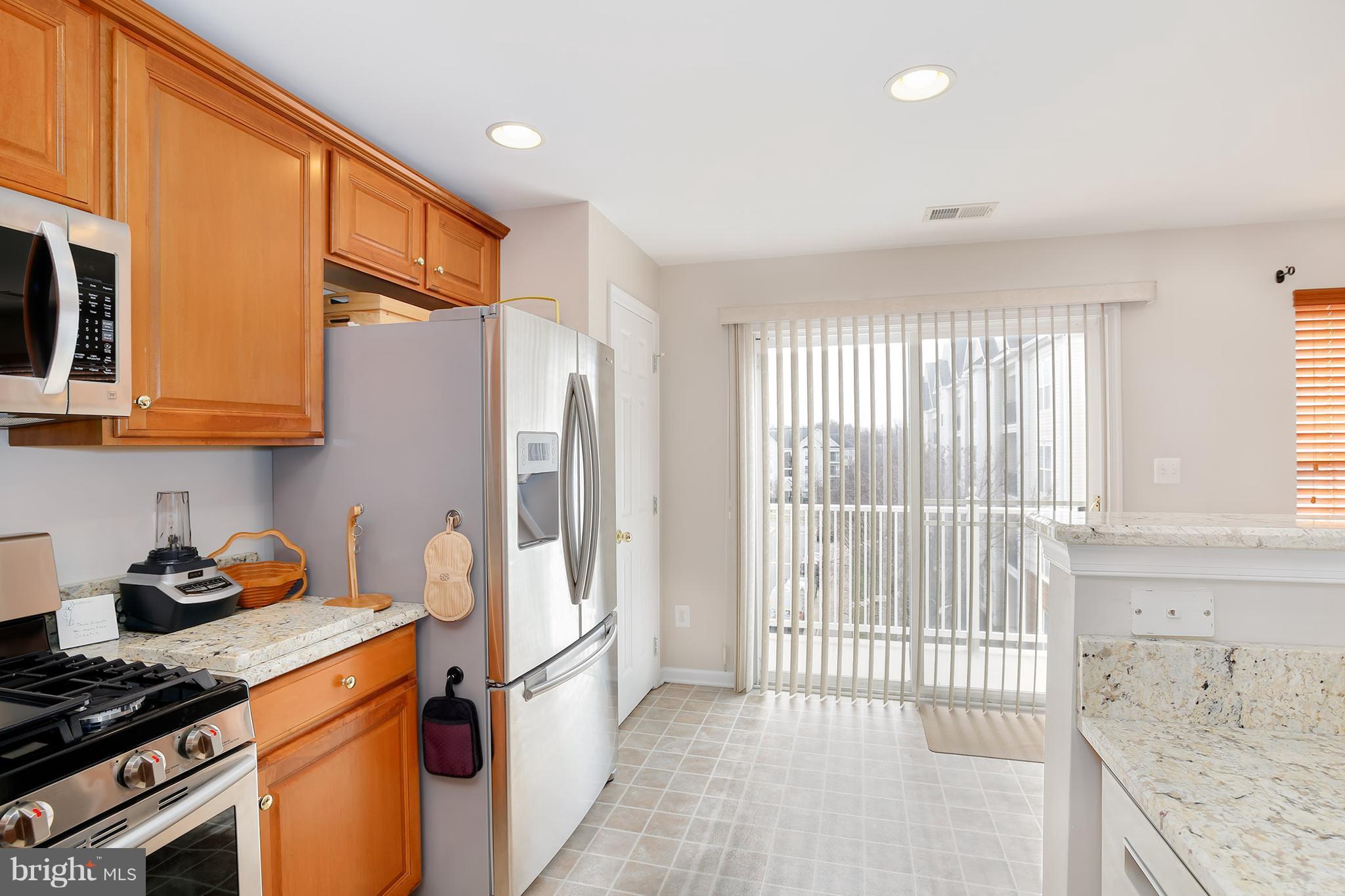 5087 Anchorstone Drive Woodbridge, VA 22192 - Photo 17 of 30 Kitchen