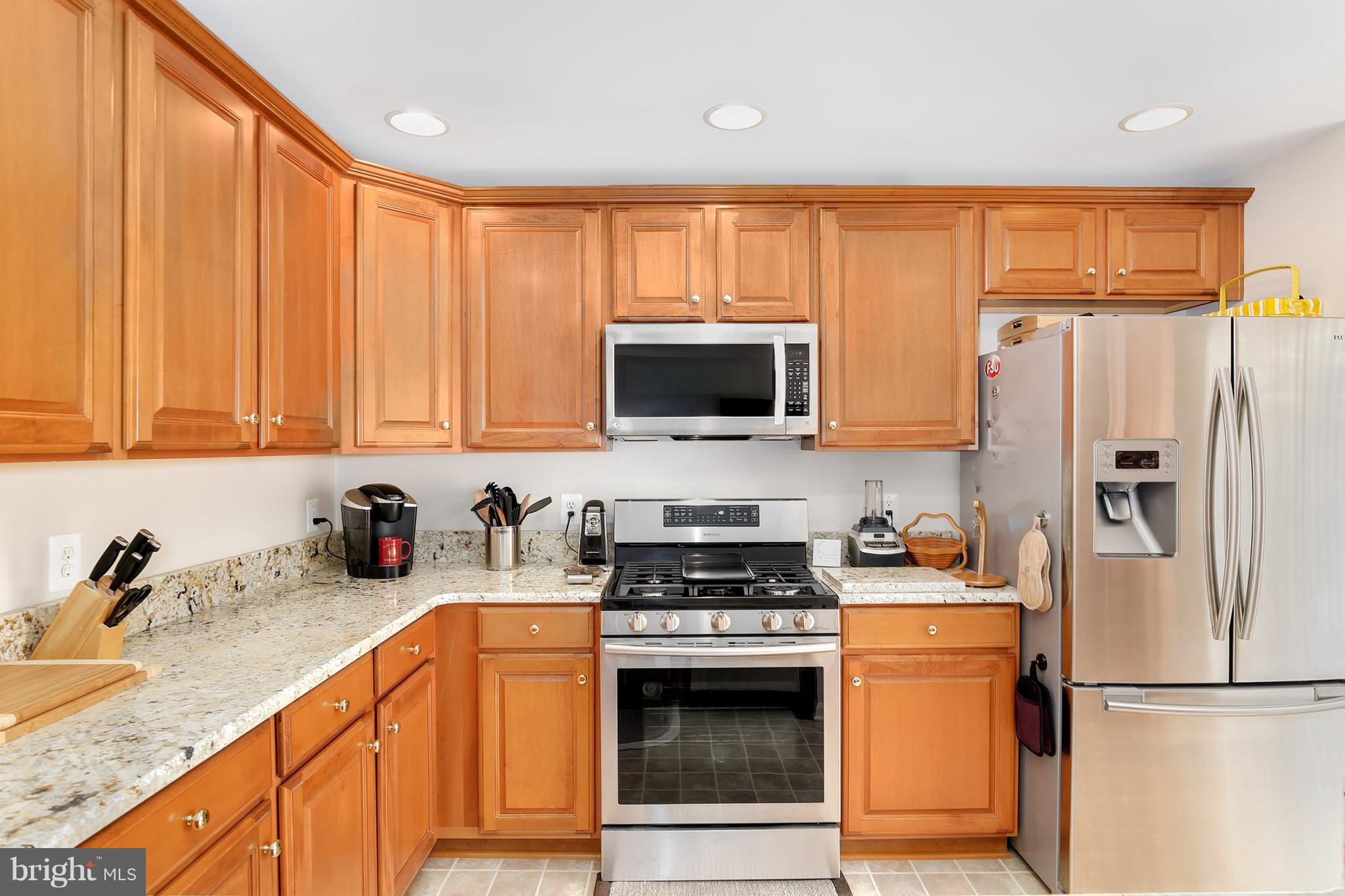 5087 Anchorstone Drive Woodbridge, VA 22192 - Photo 19 of 30 Kitchen