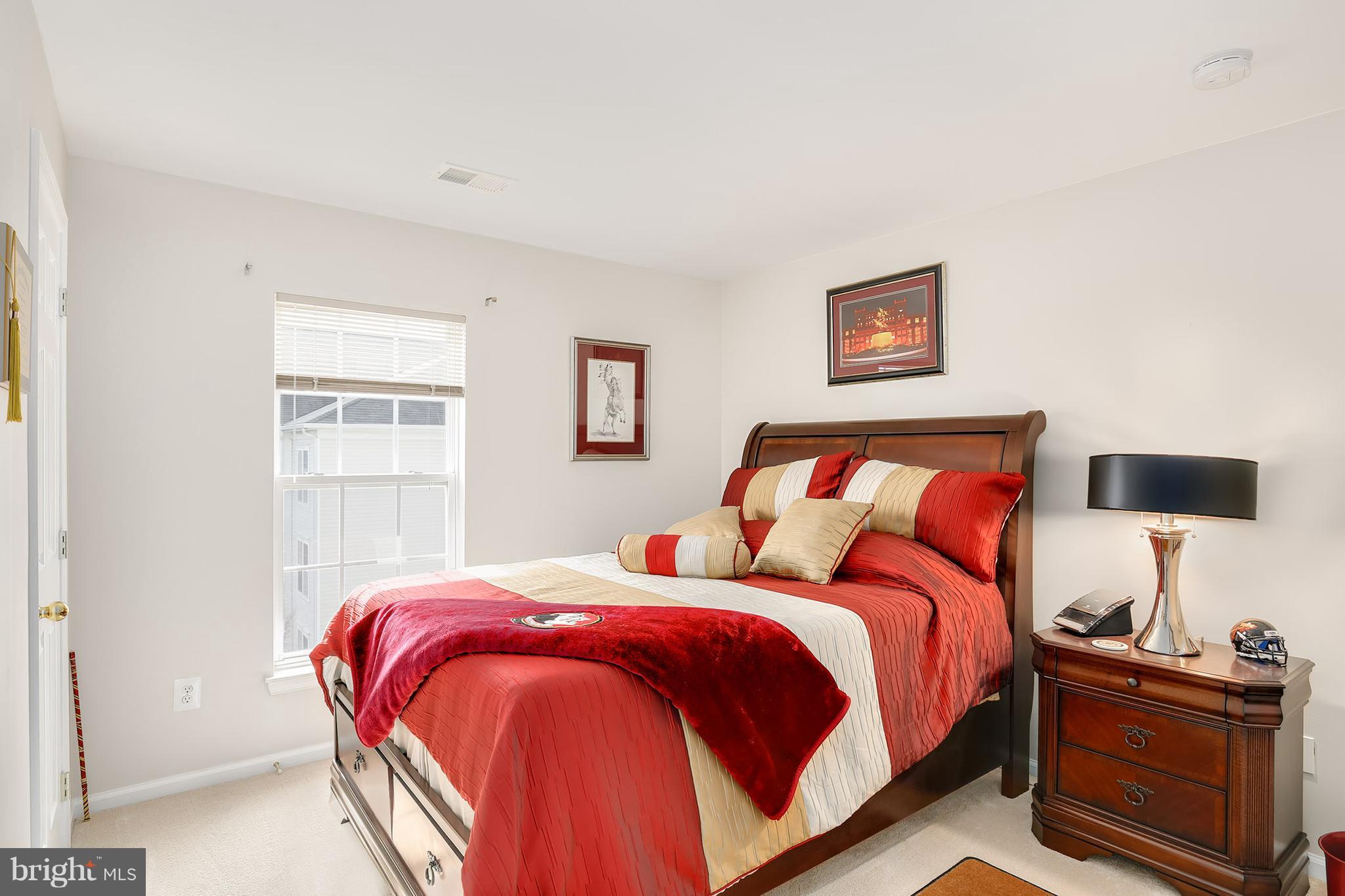 5087 Anchorstone Drive Woodbridge, VA 22192 - Photo 20 of 30 Bedroom