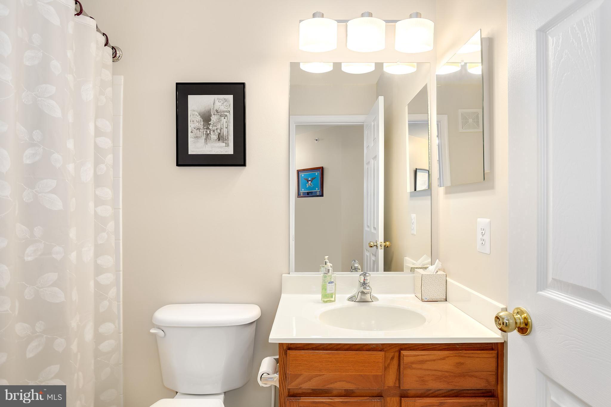 5087 Anchorstone Drive Woodbridge, VA 22192 - Photo 21 of 30 Bath