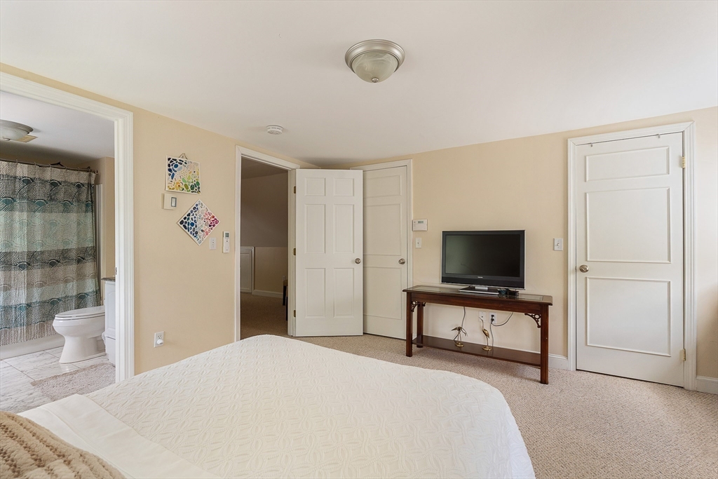 389 Commonwealth Road Wayland, MA 01778 - Photo 27 of 29
