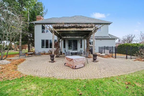 $769,900 | 2349 Windmill Way, Saline, MI 48176