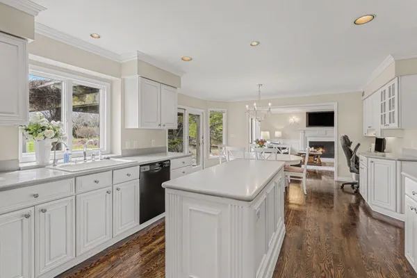 $769,900 | 2349 Windmill Way, Saline, MI 48176
