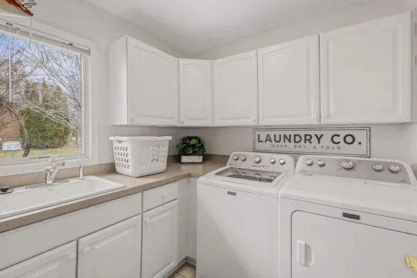 $769,900 | 2349 Windmill Way, Saline, MI 48176