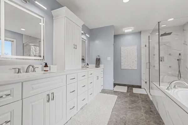 $769,900 | 2349 Windmill Way, Saline, MI 48176