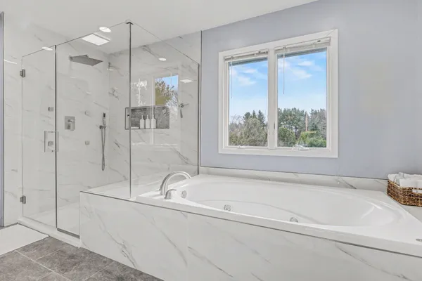 $769,900 | 2349 Windmill Way, Saline, MI 48176