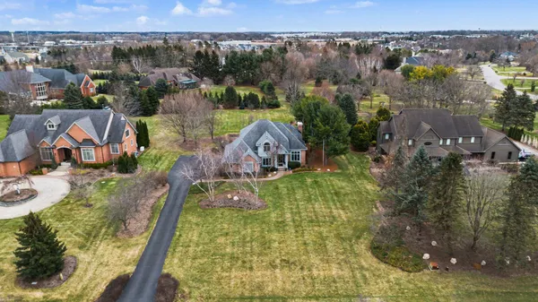 $769,900 | 2349 Windmill Way, Saline, MI 48176