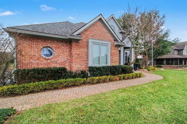 $769,900 | 2349 Windmill Way, Saline, MI 48176