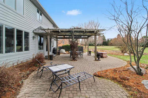 $769,900 | 2349 Windmill Way, Saline, MI 48176