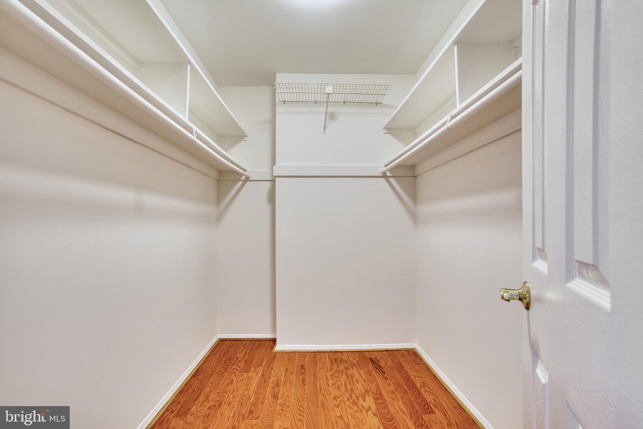 1800 Old Meadow Road, Unit 1006 McLean, VA 22102 - Photo 14 of 63 a view of small space