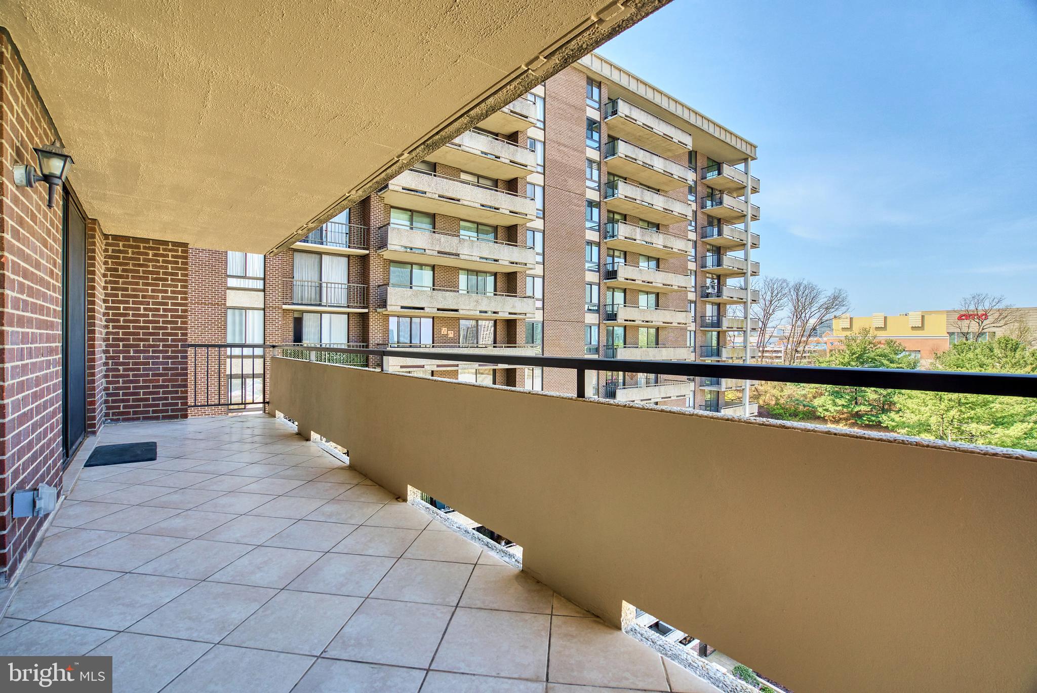 1800 Old Meadow Road, Unit 1006 McLean, VA 22102 - Photo 33 of 63 a view of balcony with city view