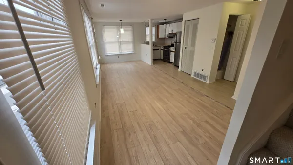 $179,999 | 1150 Whitney Avenue, Unit 5, Hamden, CT 06517