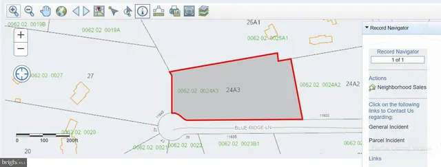 a picture of a refrigerator